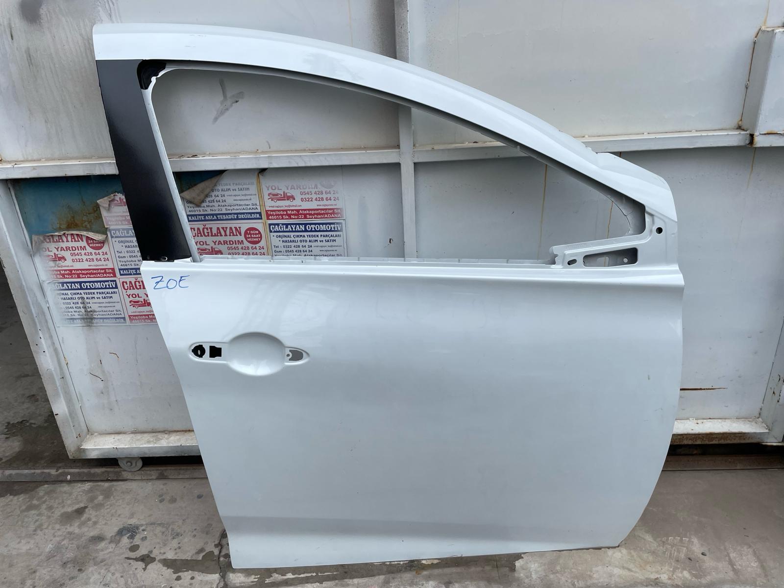 Renault Zoe Sağ Ön Kapı 